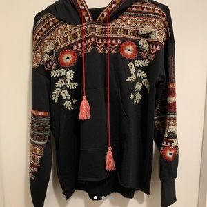 Embroidered lightweight hoodie